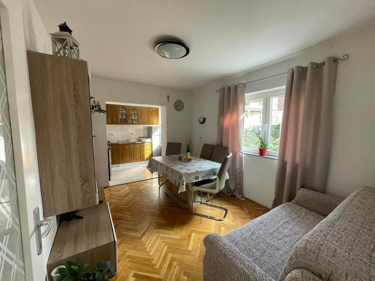 Apartman Renata Crikvenica Εξωτερικό φωτογραφία